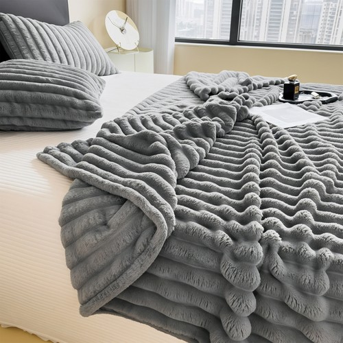 Large ribbed faux fur - fur, warm