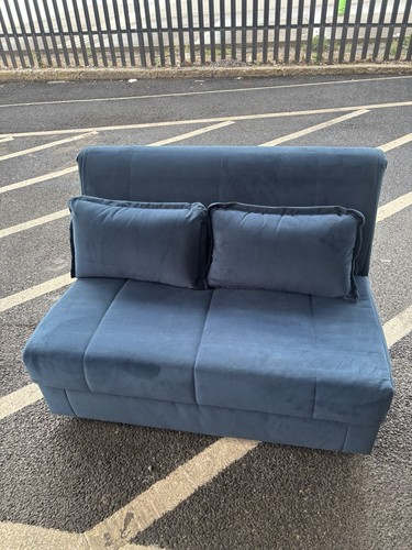Willow hall the appley sofa - the,